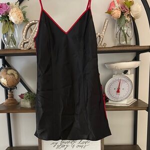 Frederick’s of Hollywood Elegant Black and Red Women's nightie